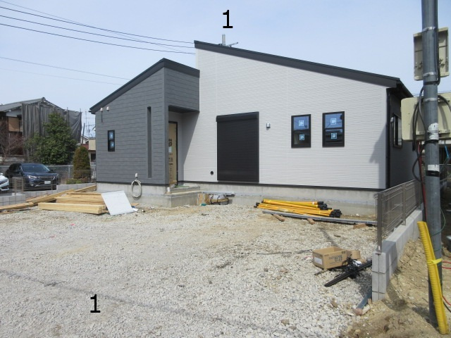 【仲介手数料無料】新築戸建　熊谷市末広4-11-32（全2棟）