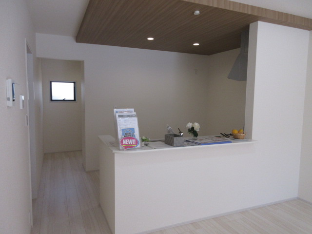 【仲介手数料無料】新築戸建　熊谷市末広4-11-32（全2棟）のキッチン