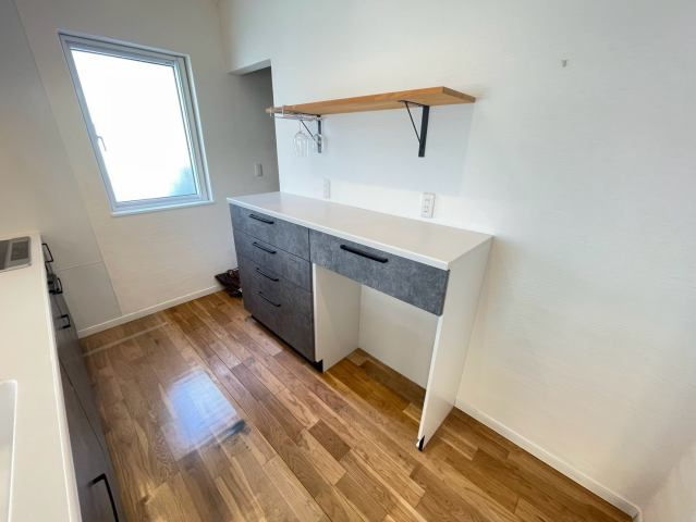 滝沢市大釜風林19-22のキッチン