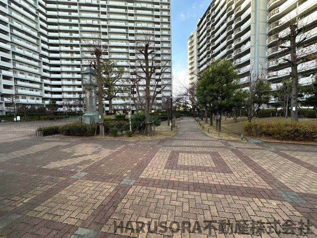 メイプルパーク・スクエア西弐番街の庭