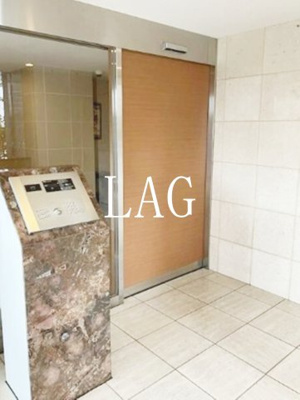 【エントランス】 | アヴェニーユ弐番館 | エントランスです。