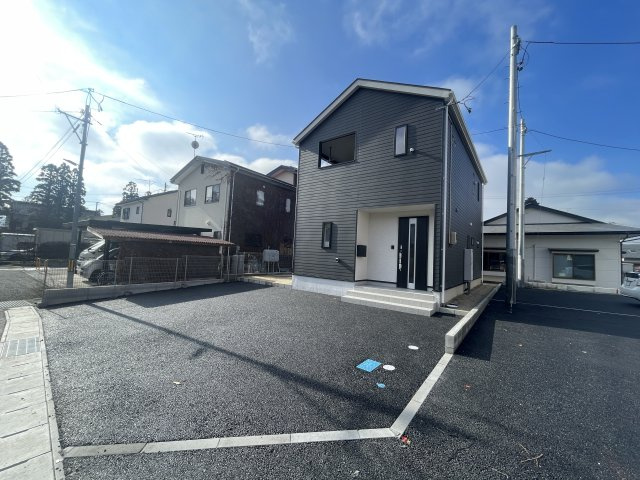 新築戸建・新築建売　会津若松市南千石町第1　東山小・第二中の駐車場