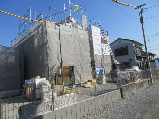 【仲介手数料無料】新築戸建　熊谷市末広4-11-32（全2棟）の前面道路含む現地写真