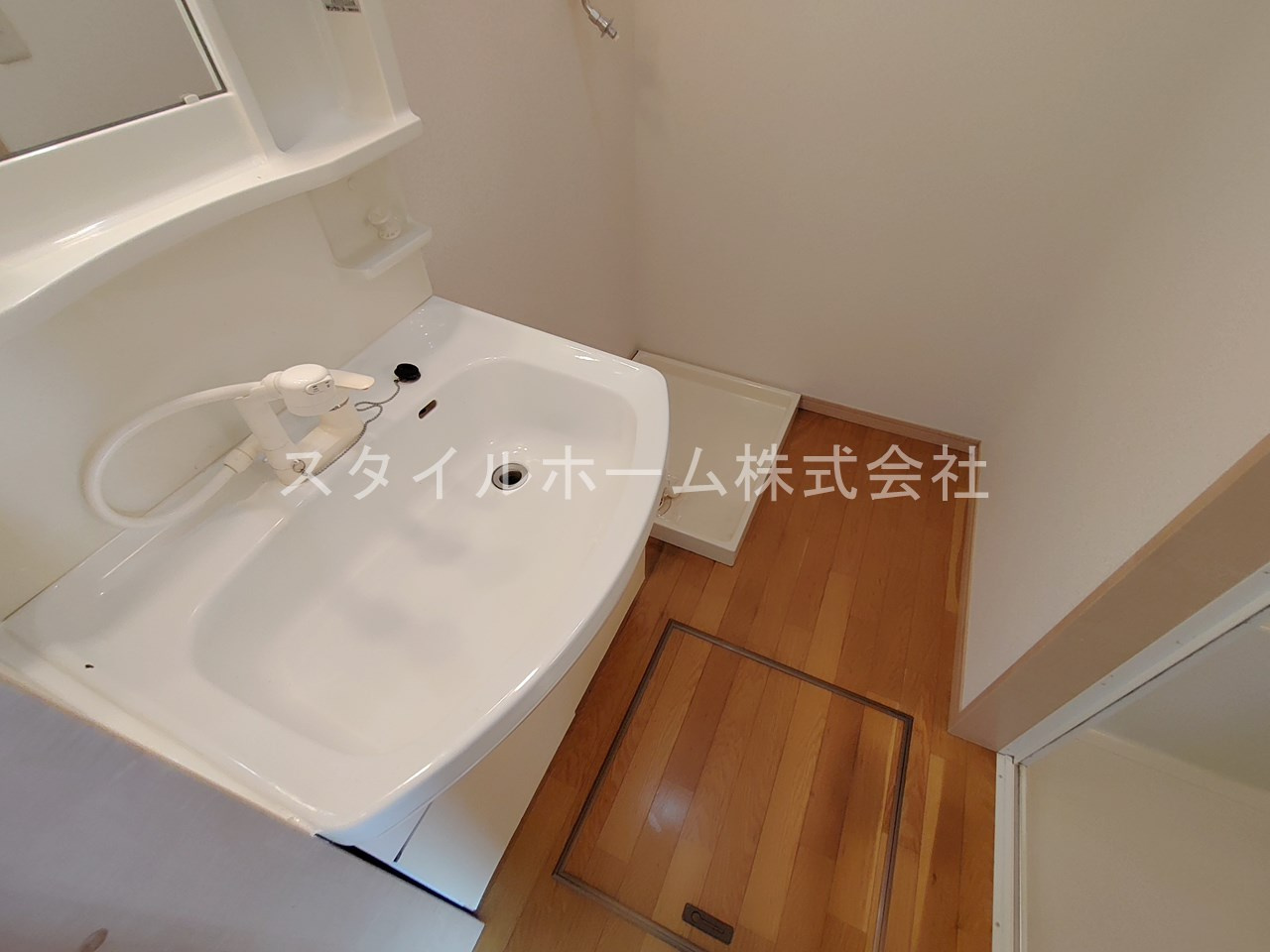 プラッサムコートＭＫ　Ｂの洗面所|別部屋写真です。