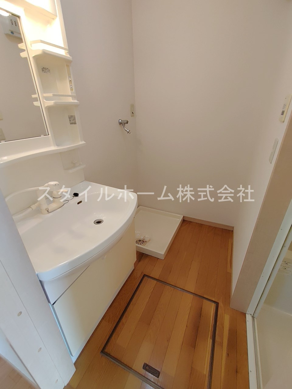 プラッサムコートＭＫ　Ｂの洗面所|別部屋写真です。