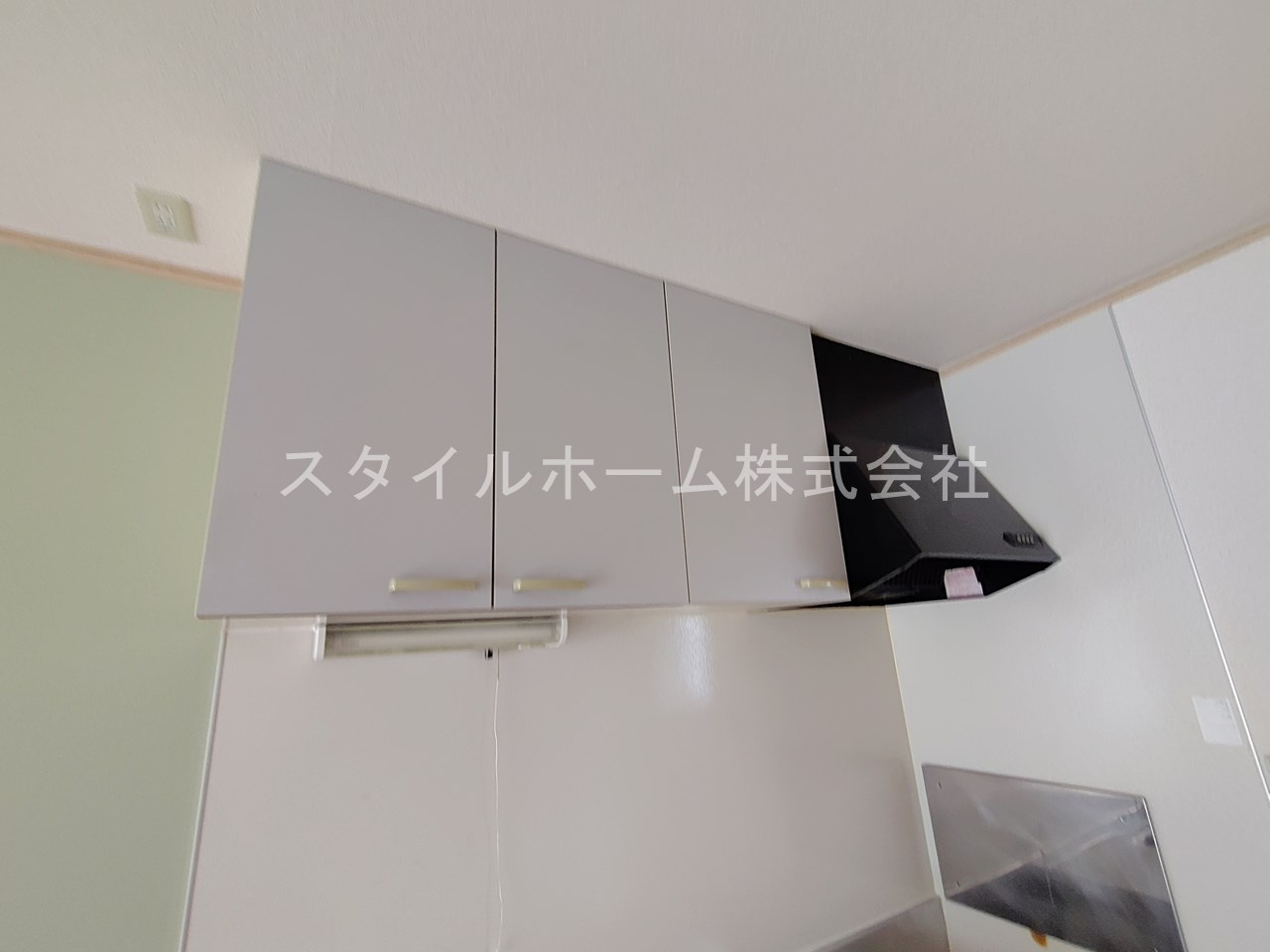 プラッサムコートＭＫ　Ｂのキッチン|別部屋写真です。