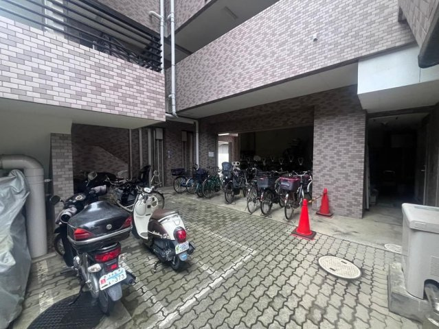 クレッセント蒲田Ⅱの駐輪場|駐輪場があります。