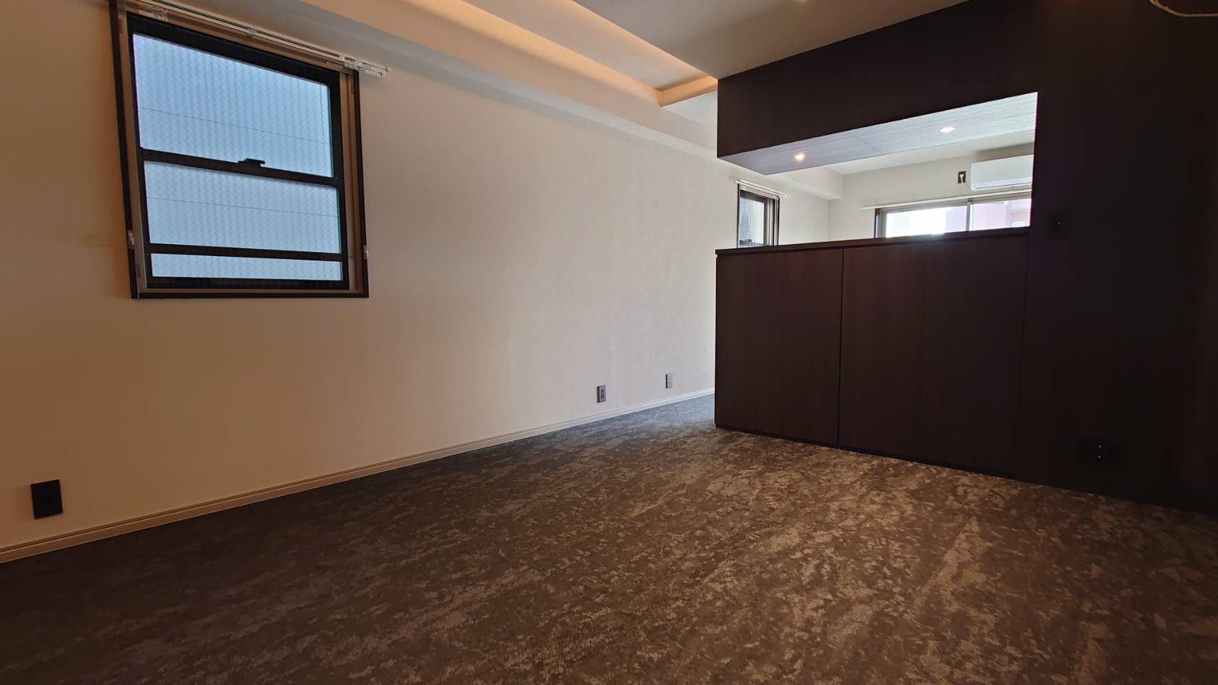 【居間・リビング】