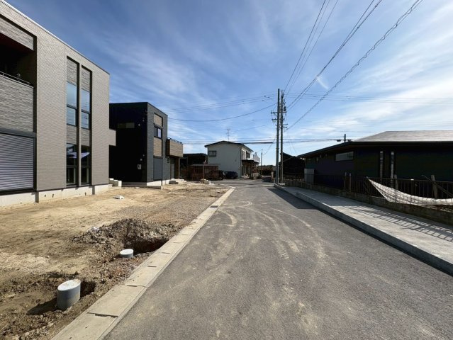 タマタウン　羽島市竹鼻小　全3区画分譲の前面道路含む現地写真|■前面道路　■ヤマダ不動産　株式会社リライフ　
■夢のマイホーム購入をフルサポートします！
