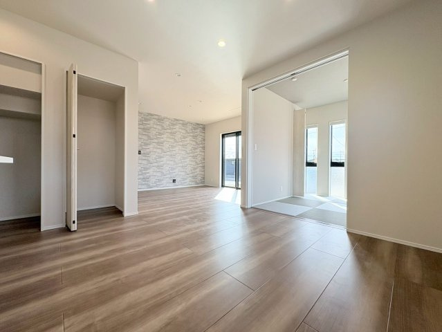 タマタウン　羽島市竹鼻小　全3区画分譲の前面道路含む現地写真|「現地（2025年11月26日）撮影」　
■前面道路　
■ヤマダ不動産　株式会社リライフ