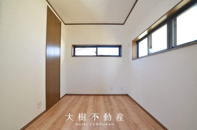【洋室】 | 綾瀬市上土棚南2丁目　中古戸建て【仲介手数料無料】 | 2階　洋室2（4.9帖）