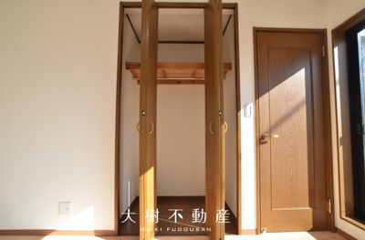 【洋室】 | 綾瀬市上土棚南2丁目　中古戸建て【仲介手数料無料】 | 2階　洋室3（5.0帖）クローゼット