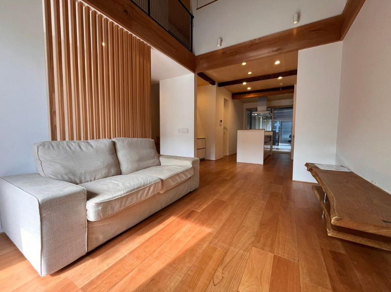 紫竹上芝本町の居間・リビング