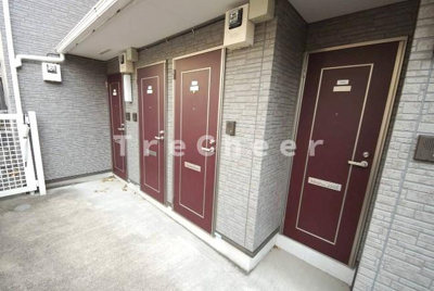 【エントランス】 | ロエベⅢ