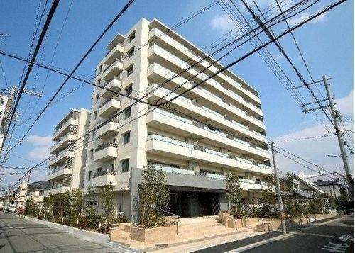 ブランズ豊中服部の外観