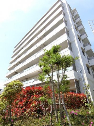 ブランズ豊中服部の外観