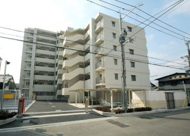 ブランズ豊中服部の外観