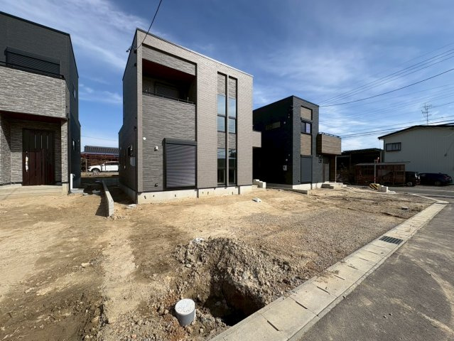 タマタウン　羽島市竹鼻小　全3区画分譲の駐車場|■駐車場　■ヤマダ不動産　株式会社リライフ　
■夢のマイホーム購入をフルサポートします！