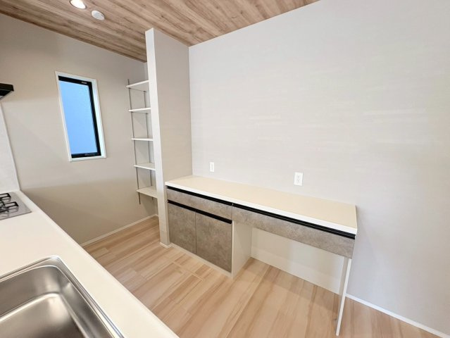 タマタウン　羽島市竹鼻小　全3区画分譲の浴室|給湯器のリモコンはお風呂場と多くはキッチン近くにあります。