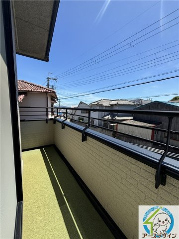 【アースデザイン】大久保町大窪　敷地内に戸建て・社宅の2棟ありのバルコニー