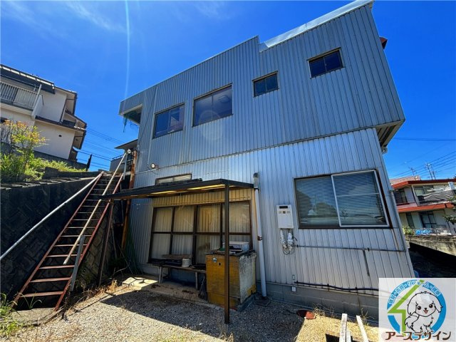 【アースデザイン】大久保町大窪　敷地内に戸建て・社宅の2棟ありの外観