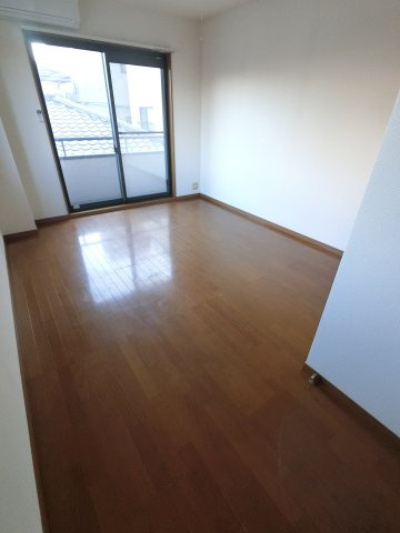 エスポワール港の洋室