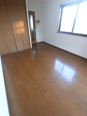 エスポワール港の洋室