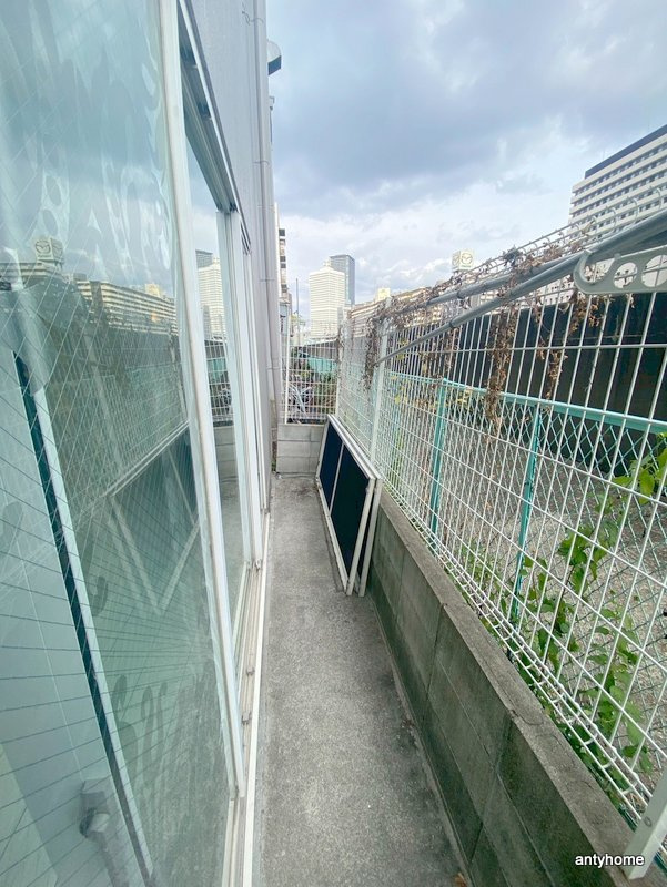 クレアジオーネ中之島西のバルコニー