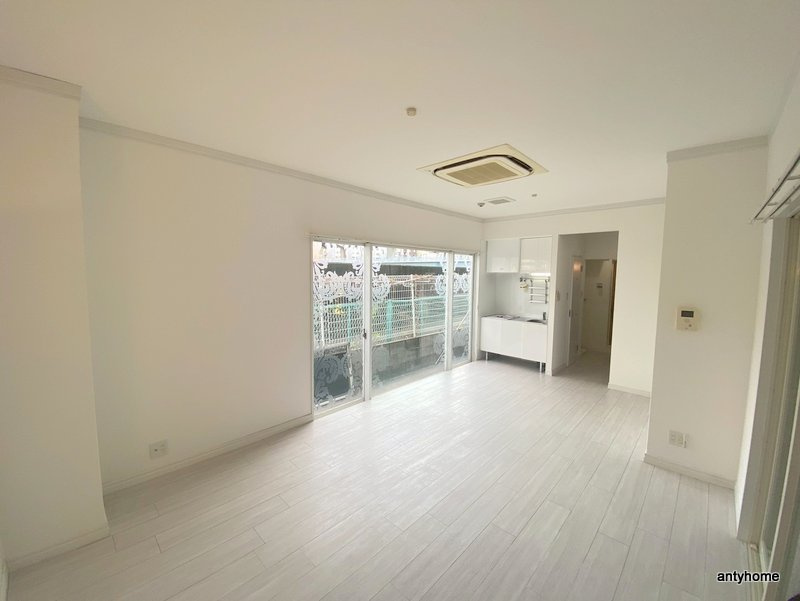 クレアジオーネ中之島西の居間・リビング