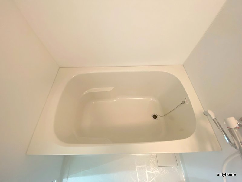 クレアジオーネ中之島西の浴室