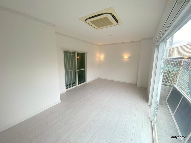 クレアジオーネ中之島西の居間・リビング