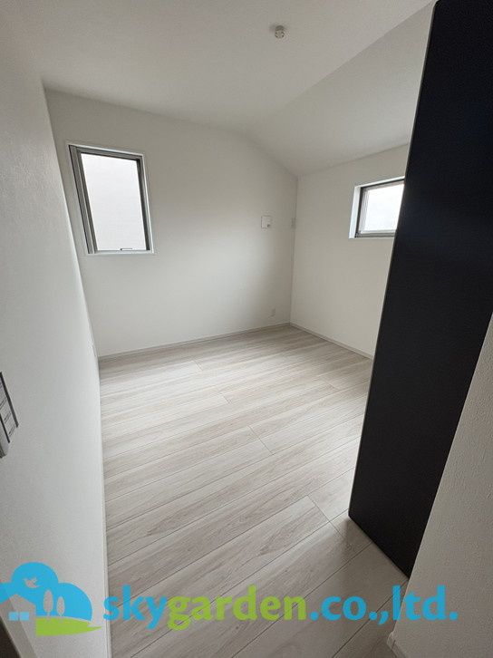 藤沢市亀井野8期　新築戸建　全3棟1号棟の玄関