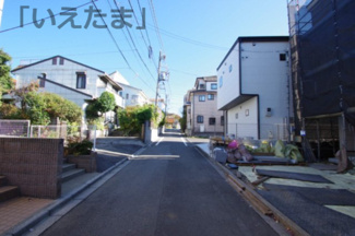 【前面道路含む現地写真】