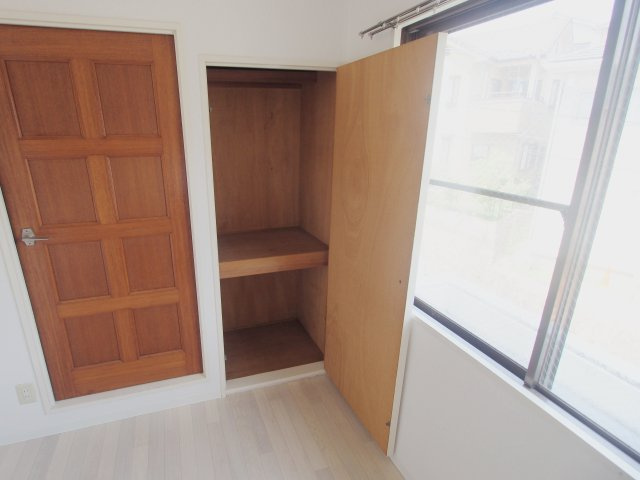 コーポ府南の収納