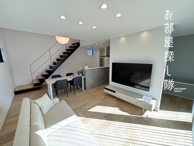 久留米市国分町の新築一戸建の居間・リビング