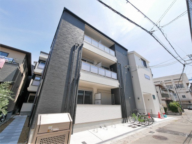 アバンティオエクラ