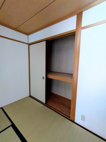 フローラ重根の収納