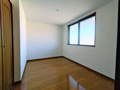 【洋室】 | フローラ重根