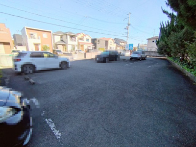 【駐車場】 | フローラ重根