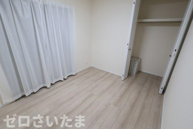 《仲介手数料無料》西区大字指扇235-16新築一戸建てハートフルタウンの洋室