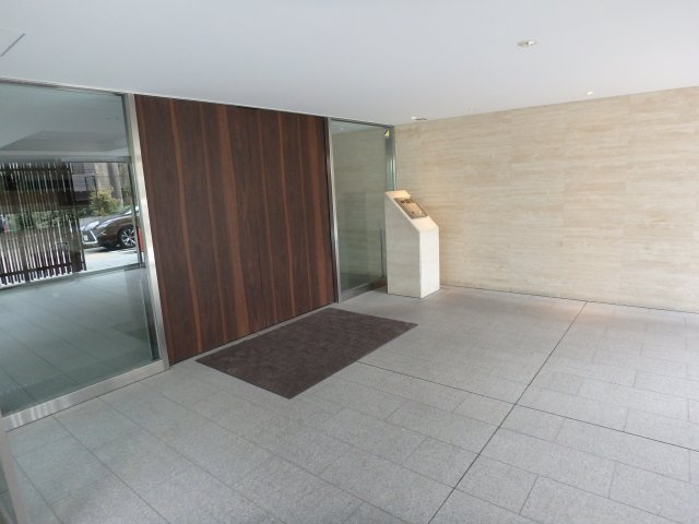 ブランズ文京白山のロビー