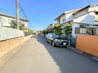 【前面道路含む現地写真】 | 鶴ヶ島市松ヶ丘3丁目　建築条件なし売地　東武東上線『鶴ヶ島駅』徒歩24分　【南小学区】