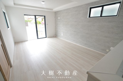【居間・リビング】 | 座間市緑ケ丘3丁目　新築戸建て　全1棟【仲介手数料無料】 | 海老名市を中心に地域密着で営業♪不動産のことなら「大樹不動産」へ