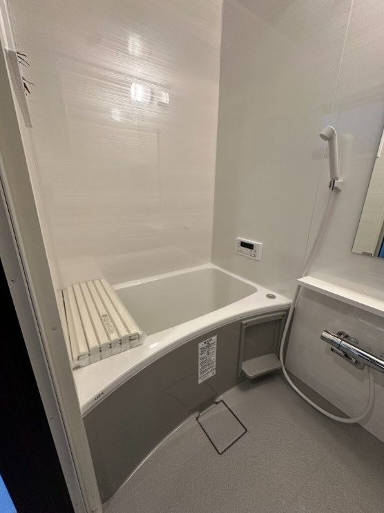 松ケ崎久土町の浴室