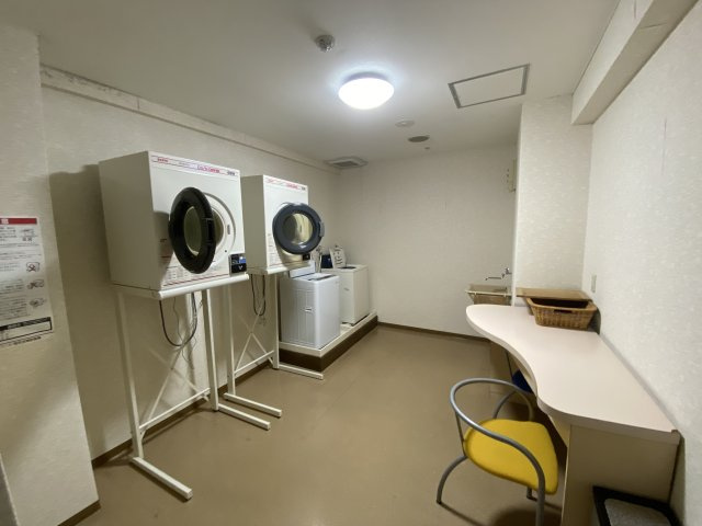 サニークレスト伊東のその他共用部分|ランドリーコーナー