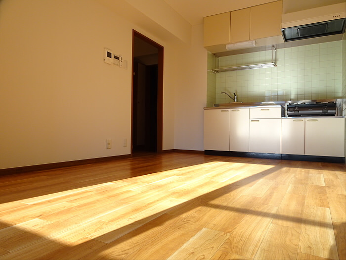 パークサイド波良の居間・リビング