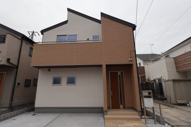 《仲介手数料無料》西区大字土屋170新築一戸建てリーブルガーデン