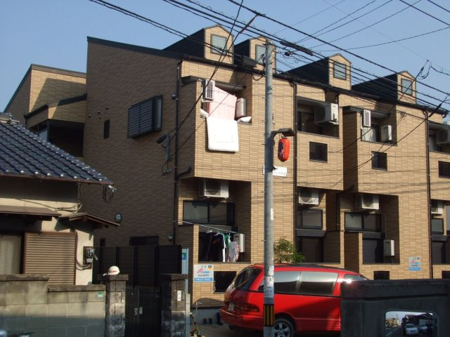 クローバー・ハイツの外観
