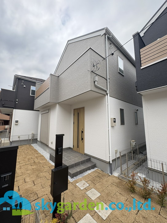 藤沢市亀井野8期　新築戸建　全3棟2号棟