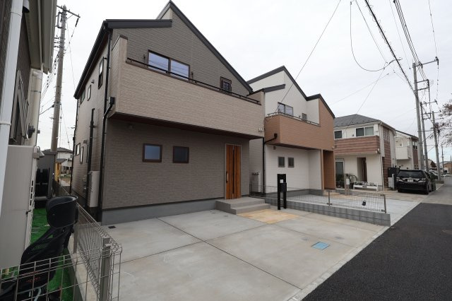 《仲介手数料無料》西区大字土屋170新築一戸建てリーブルガーデン